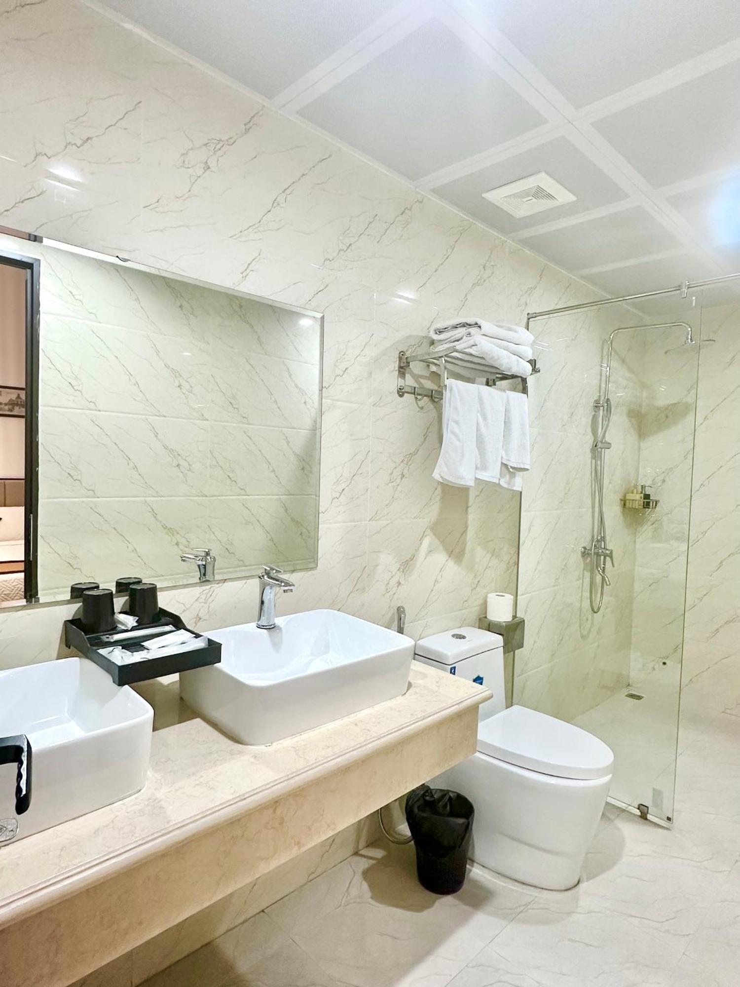 Vinh Khang Ha Long Hotel Exterior photo