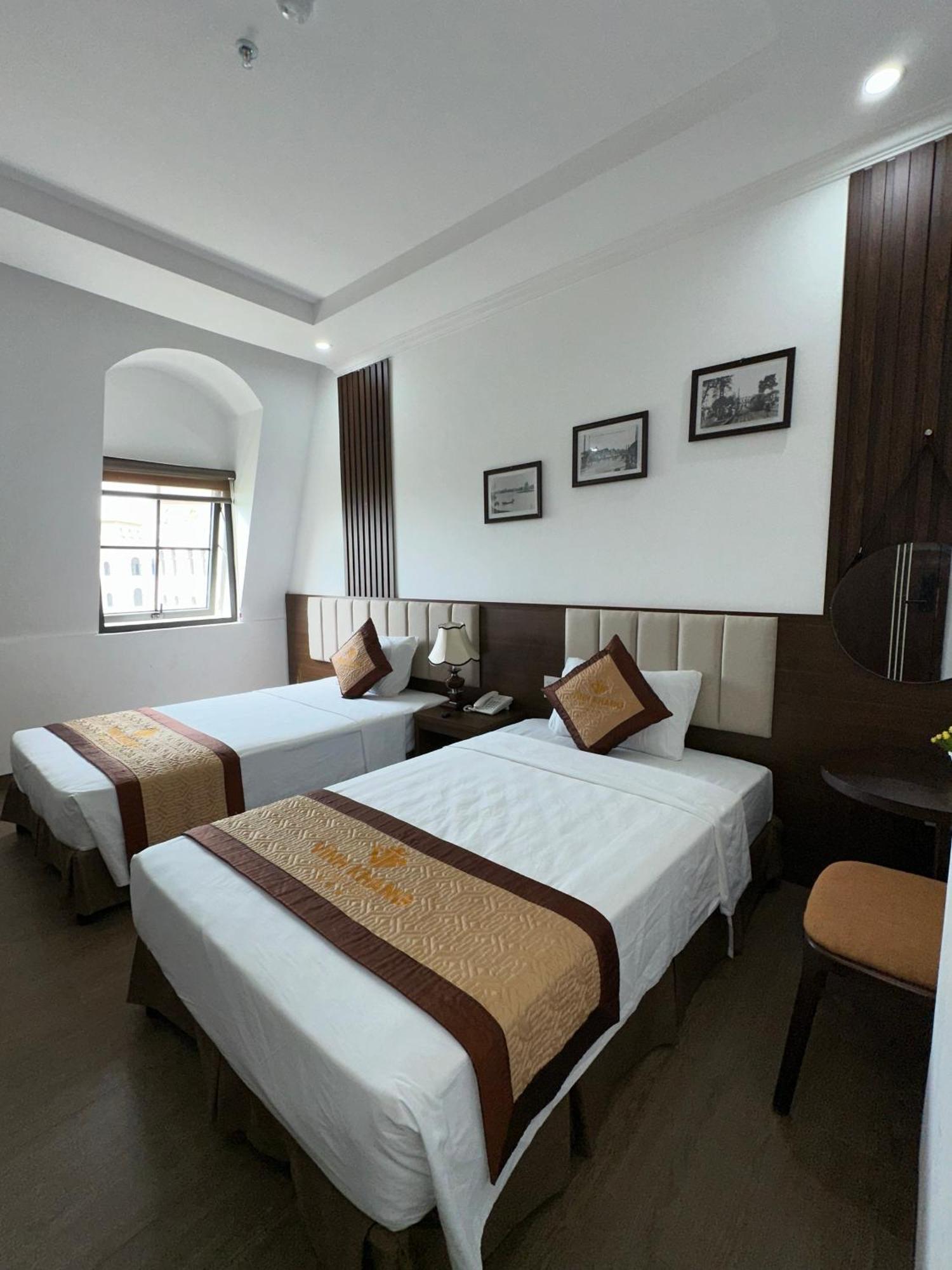 Vinh Khang Ha Long Hotel Exterior photo